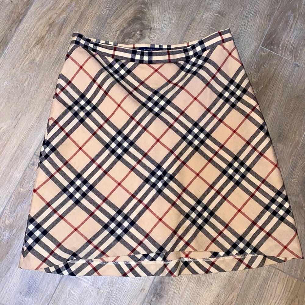 VINTAGE BURBERRY MINI SKIRT
